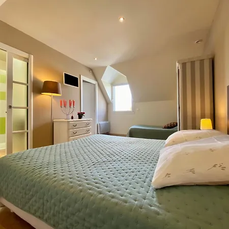 Calme Pres De Plages, Au Coeur De Batz-sur-mer, Terrasse Sud, Wifi, Et Equipements Bebe - Fr-1-306-840 בית נופש *