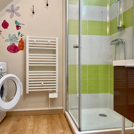 Semesterbostad Calme Pres De Plages, Au Coeur De Batz-sur-mer, Terrasse Sud, Wifi, Et Equipements Bebe - Fr-1-306-840 Batz-sur-Mer